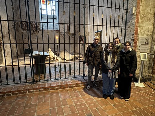 F641DC6E-36C6-42D6-A13C-81C46A3D6D93